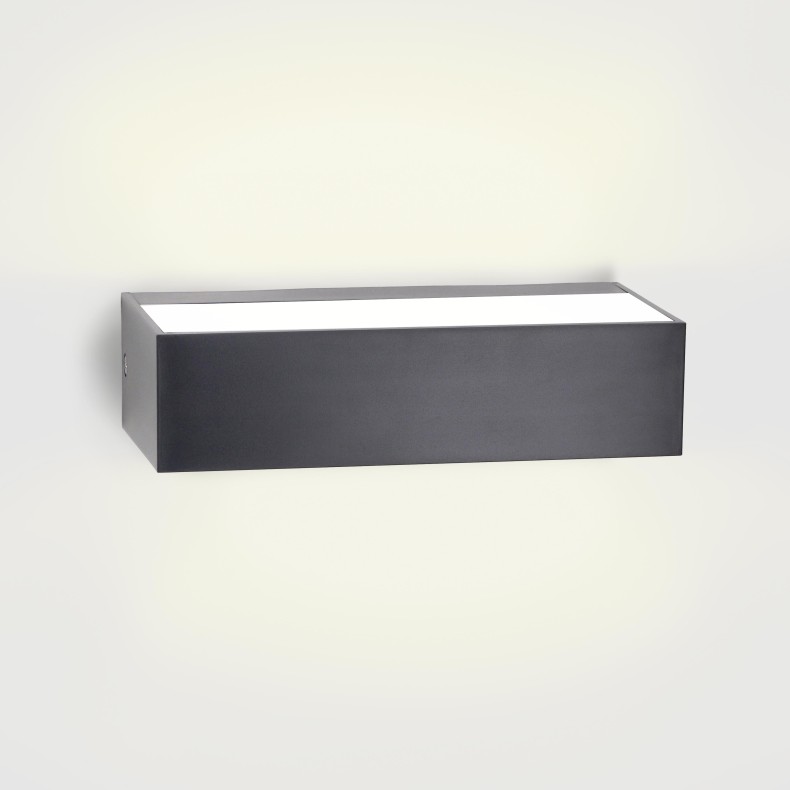 Ara Small Outdoor Wall Lamp