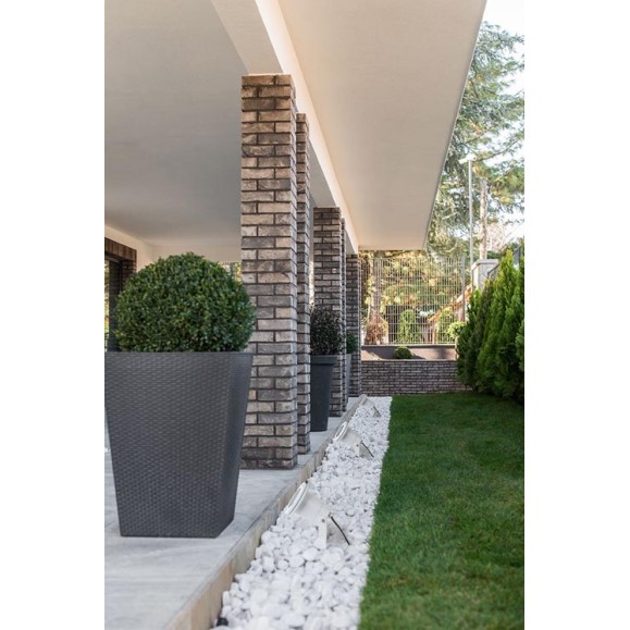 Proyector de jardín Post