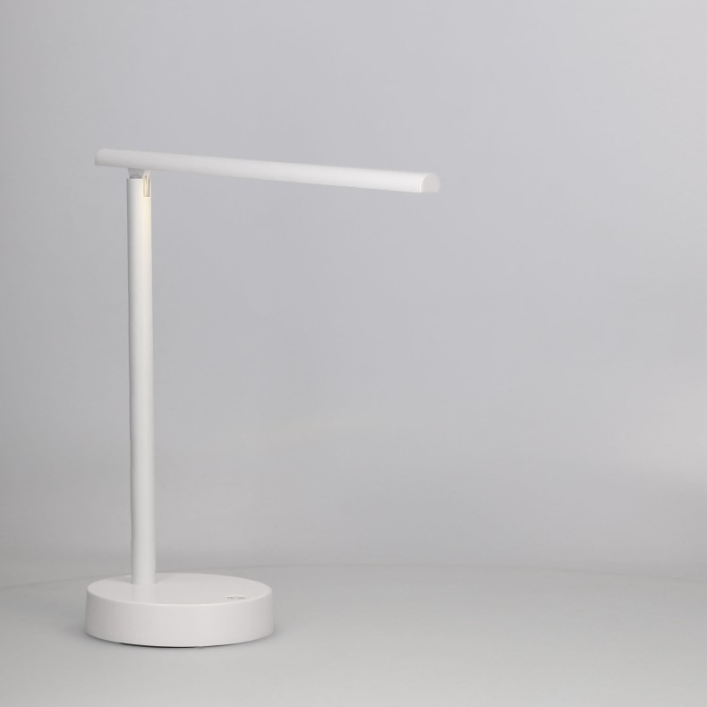 Archie Desk Lamp