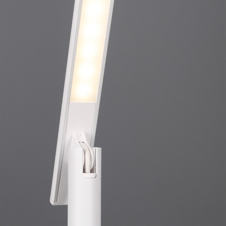 Archie Desk Lamp