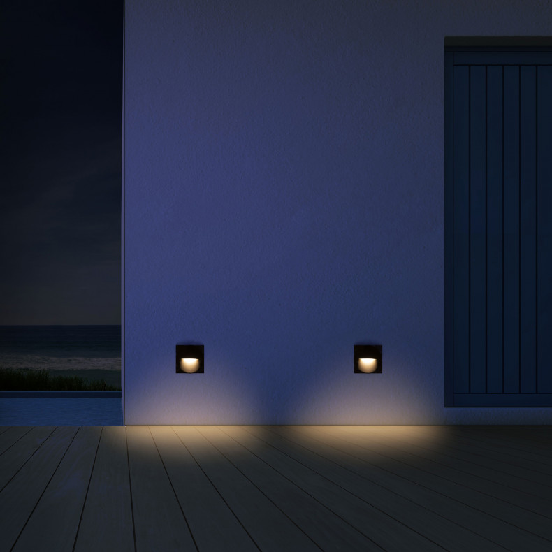 Hide Square Wall Outdoor Light