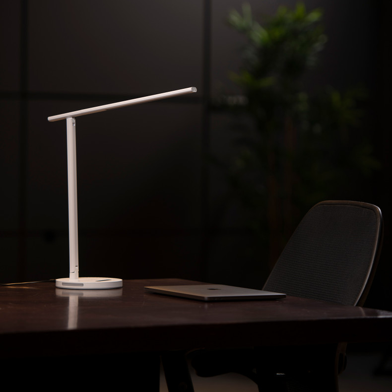 Luz de lectura con cargador Wireless