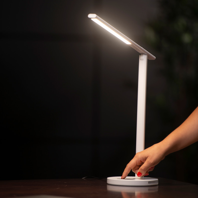 Luz de lectura con cargador Wireless...