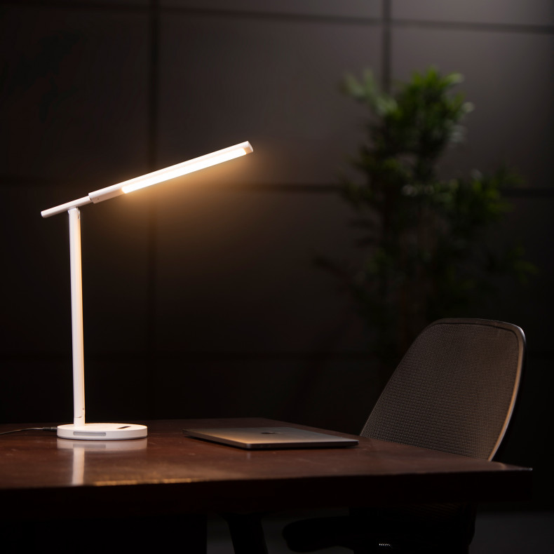 Luz de lectura con cargador Wireless
