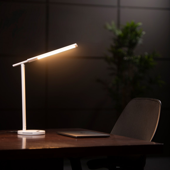 Luz de lectura con cargador Wireless