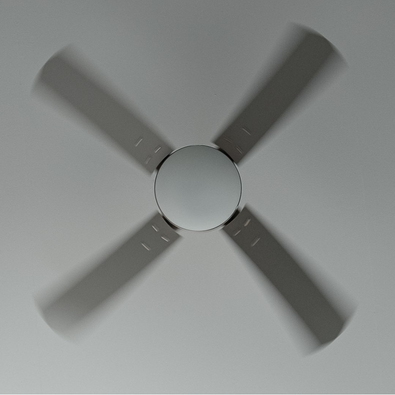 BORNEO IP20 VENTILATEUR E27 SANTIN...