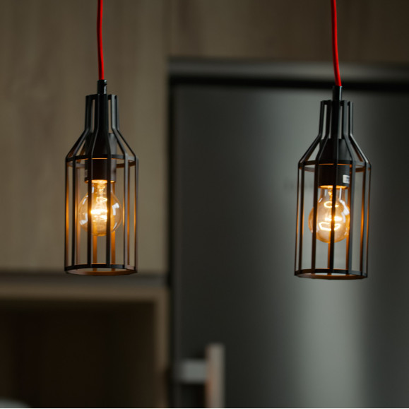 COLGANTE IP20 PRAY 60W NEGRO