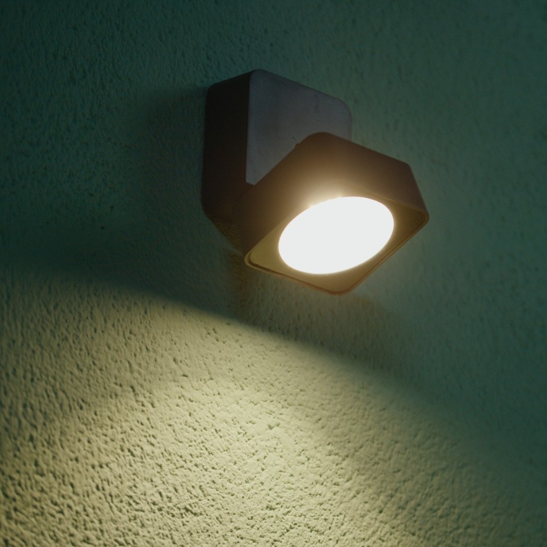 Tilt LED Outdoor Wall Lamp