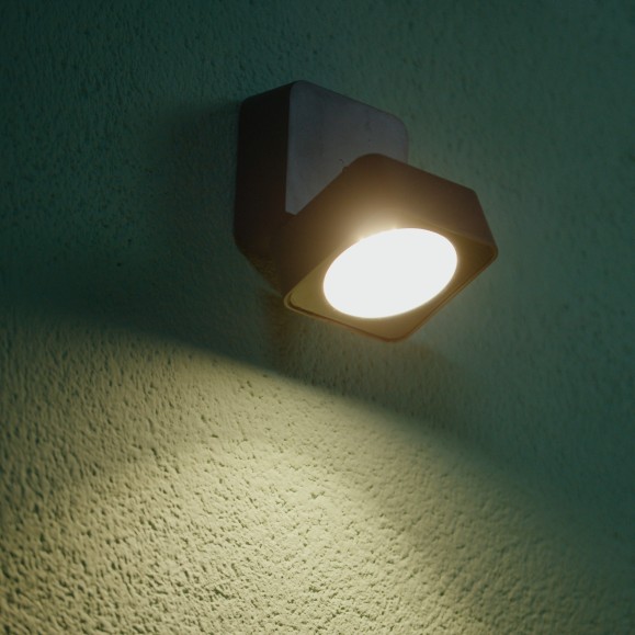 Tilt LED Outdoor Wall Lamp
